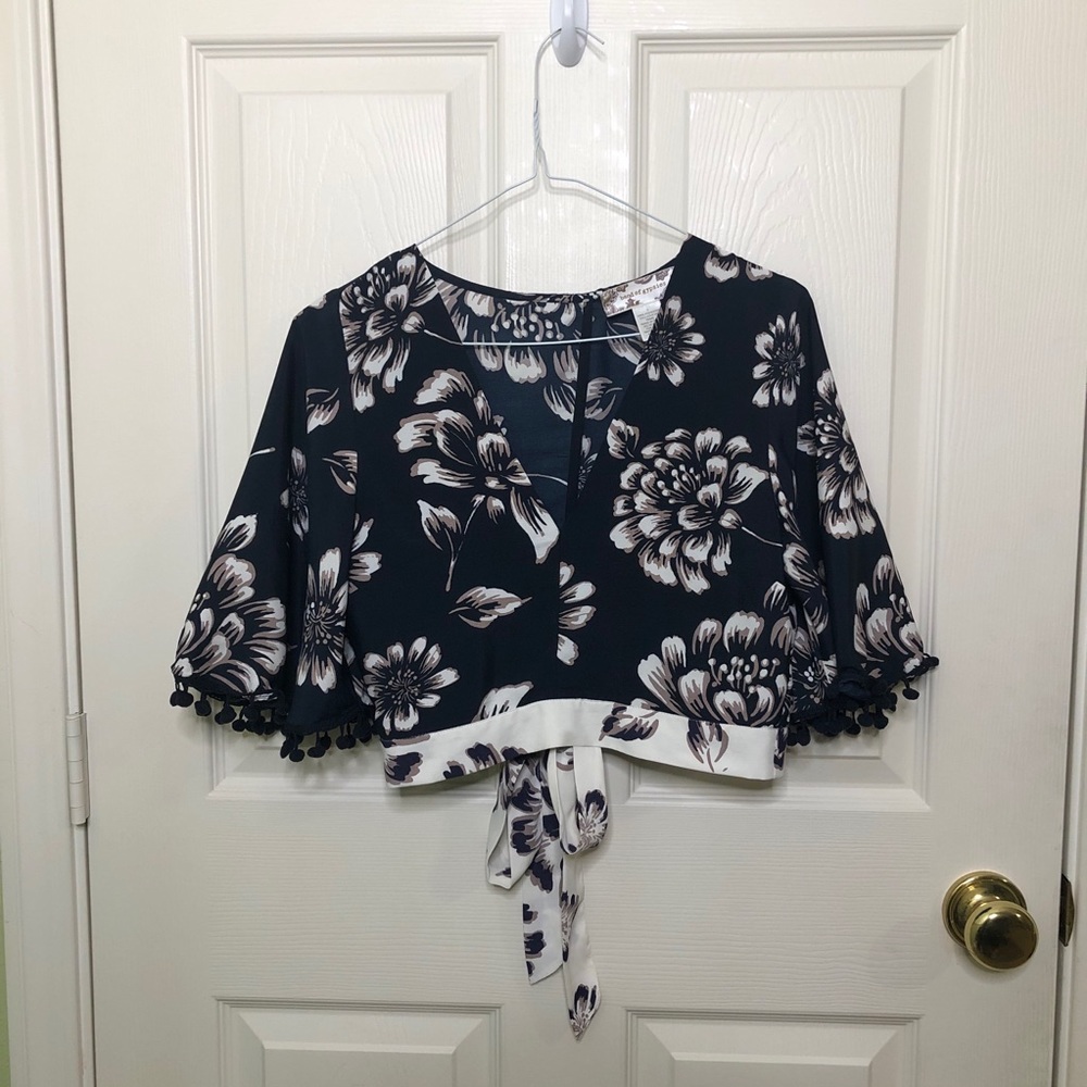 Band of Gypsies Cropped Floral Kimono Top